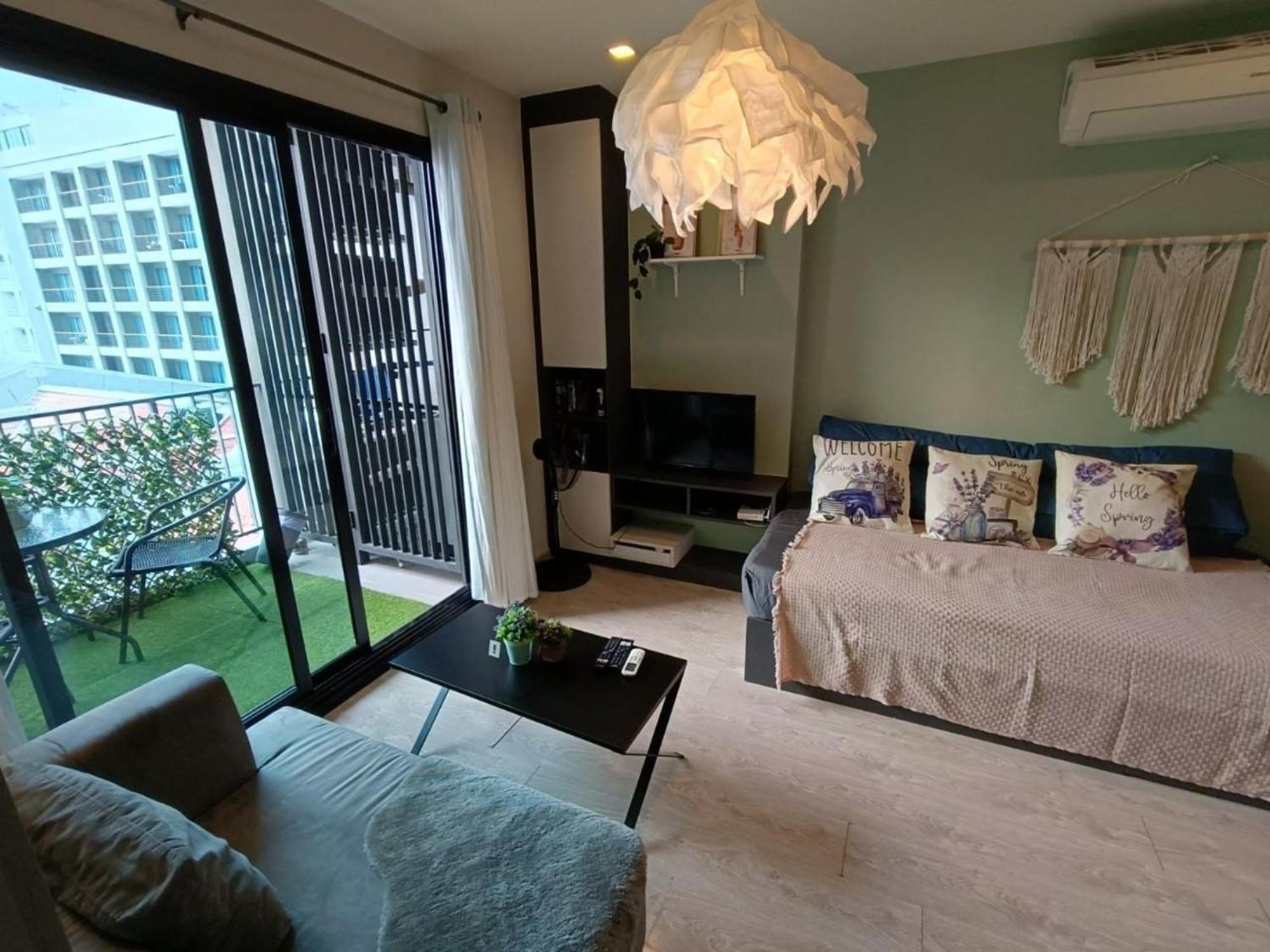 The Base Central Pattaya By Mickey Экстерьер фото