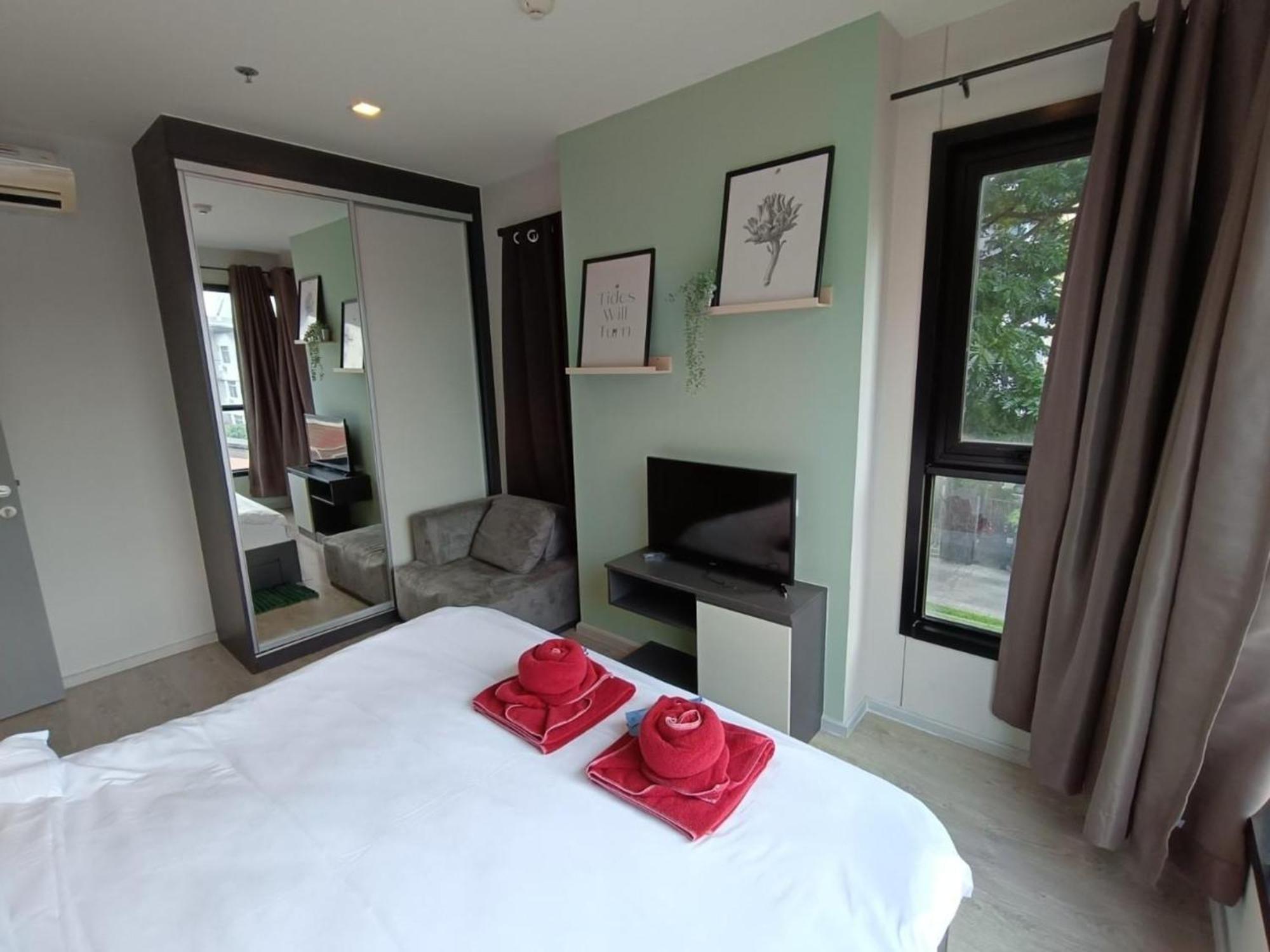 The Base Central Pattaya By Mickey Экстерьер фото