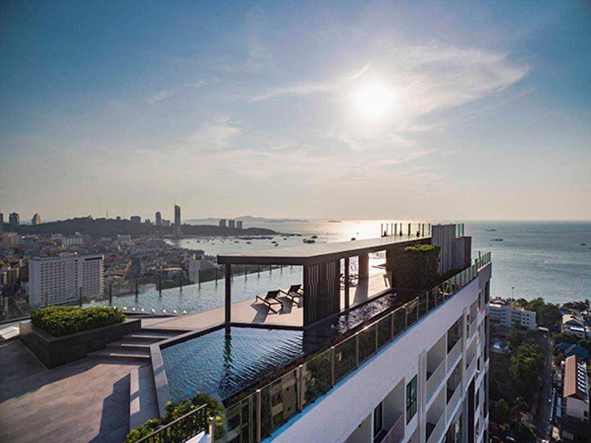 The Base Central Pattaya By Mickey Экстерьер фото